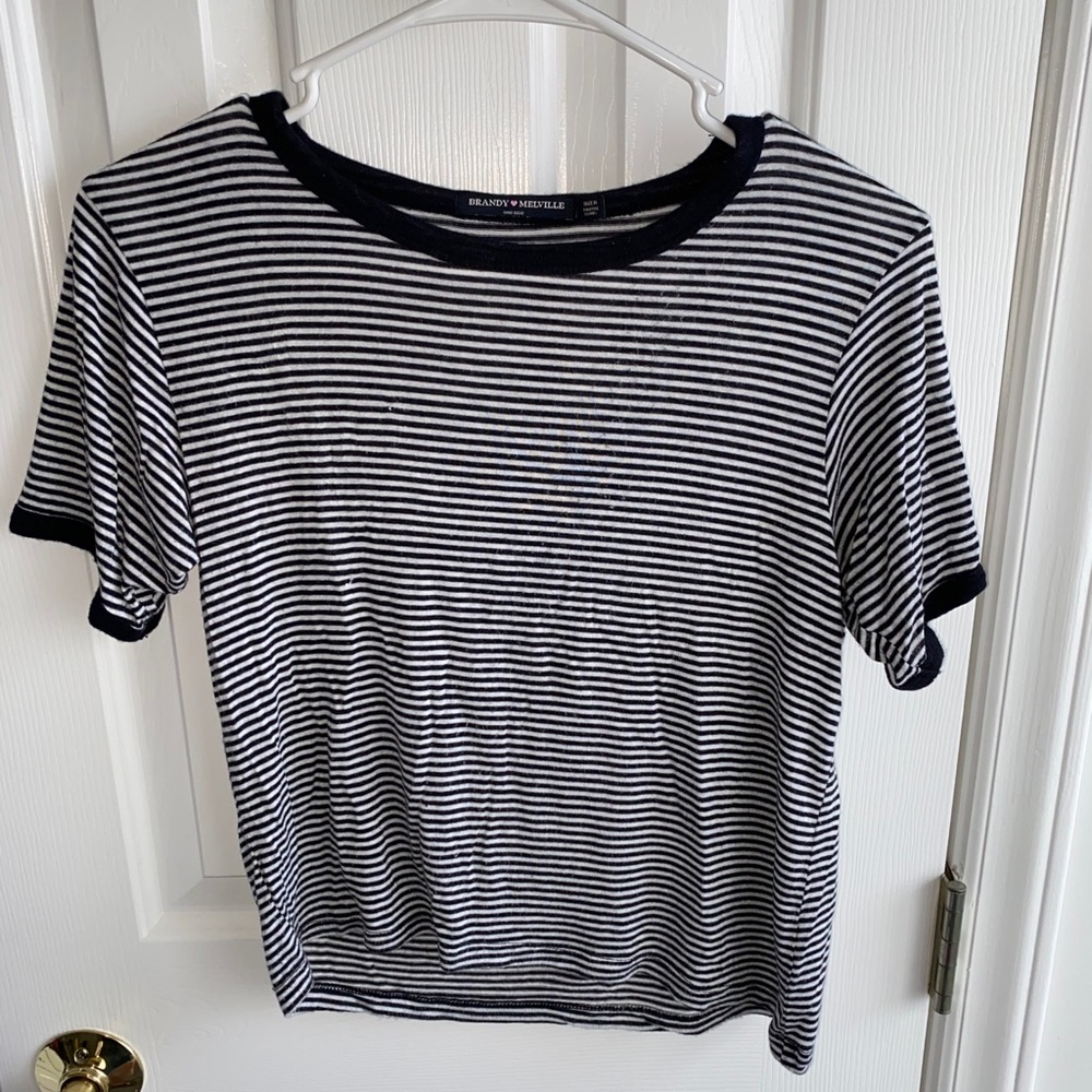 Brandy Melville Shirt!!